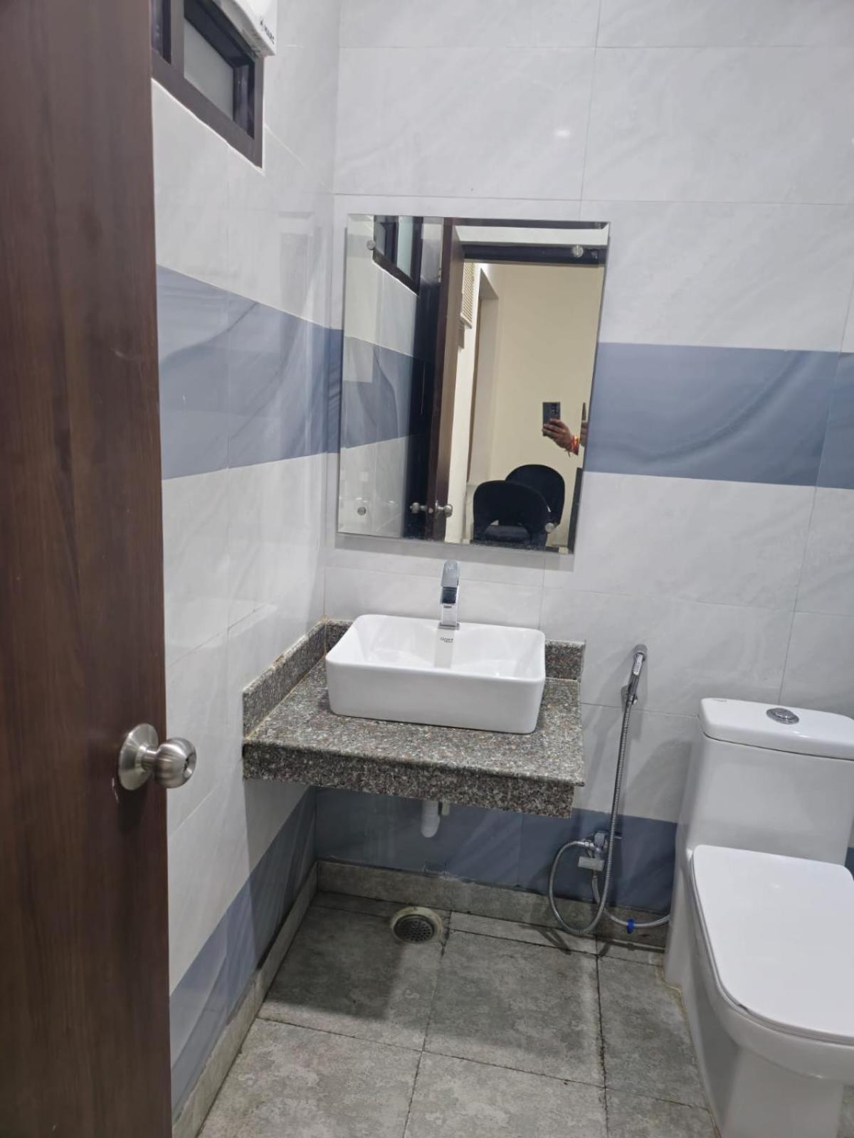 Satya Residency Hotel Katra  Luaran gambar