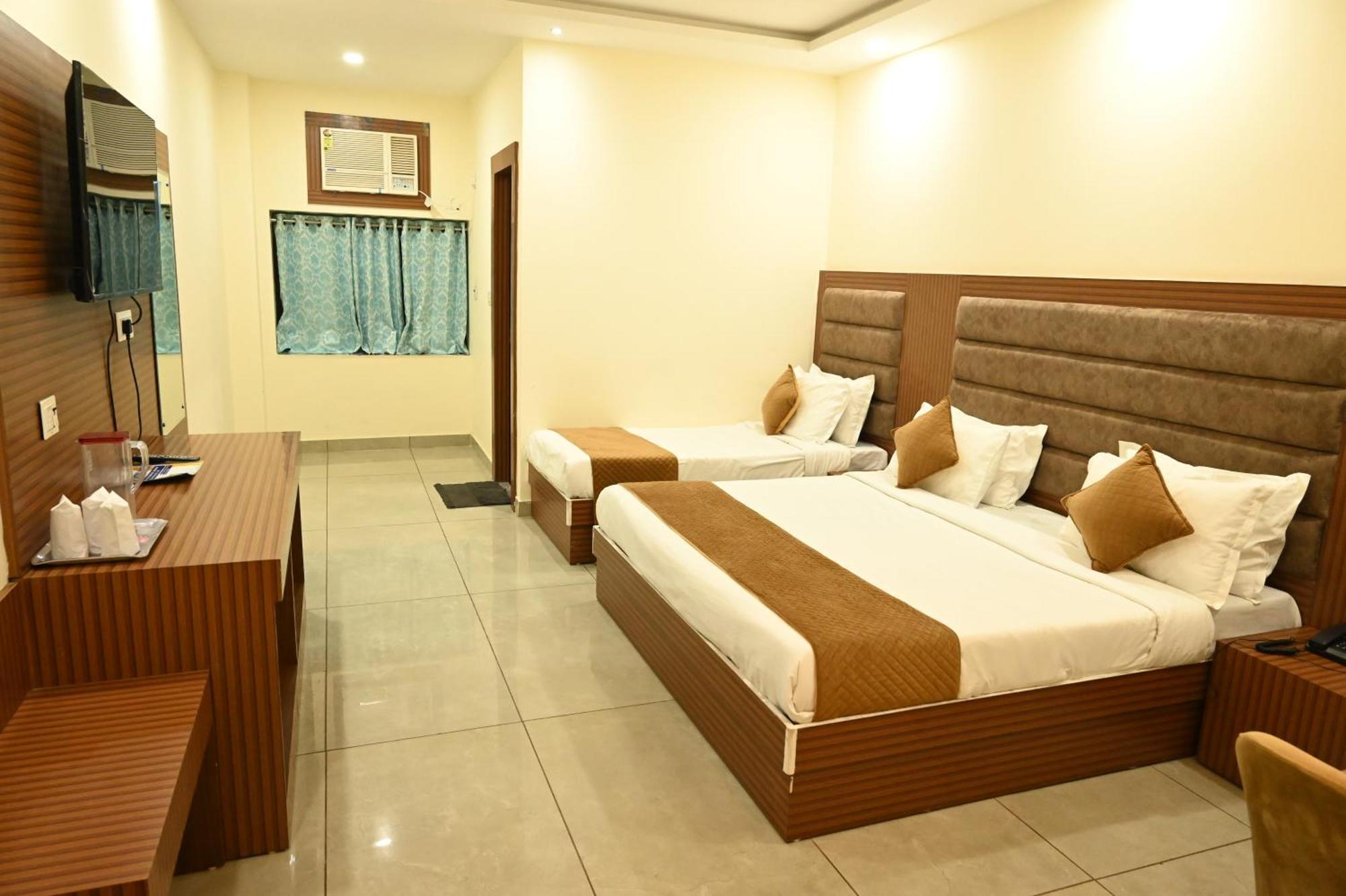 Satya Residency Hotel Katra  Luaran gambar